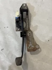 Педаль тормоза Ford Focus