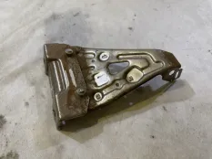 Кронштейн торпедо Ford Focus