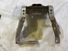 Кронштейн рулевой колонки Ford Focus