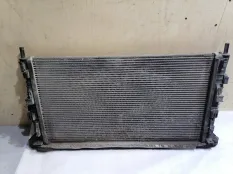 Радиатор охлаждения Ford Focus