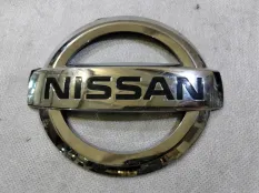 Эмблема Nissan X-Trail