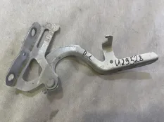 Петля капота Omoda S5