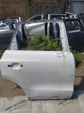 Дверь Audi Q5