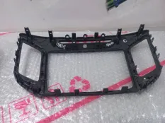 Рамка магнитолы Hyundai Creta