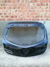 Крышка багажника Mazda 3
