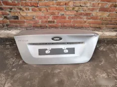 Крышка багажника Ford Focus 2
