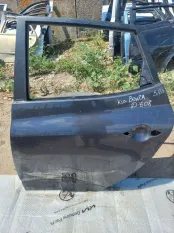 Дверь Kia Venga