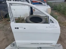 Дверь Jeep Grand Cherokee