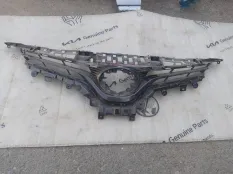 Решетка радиатора Toyota Camry