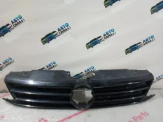 Решетка радиатора Volkswagen Jetta