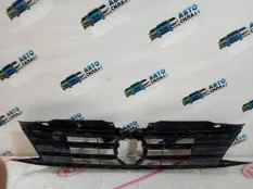 Решетка радиатора Volkswagen Jetta