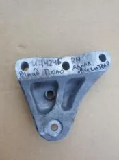 Опора двигателя Skoda Rapid