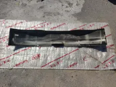 Накладка двери багажника Ford Galaxy