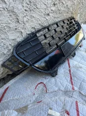 Решетка в бампер Kia Rio 4