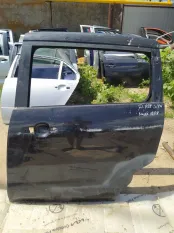 Дверь Mazda MPV