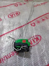 Замок двери Kia Rio 3