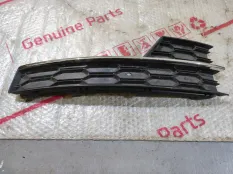 Решетка бампера Skoda Octavia A7