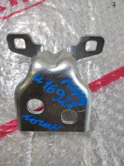 Петля двери Renault Logan