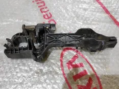 Кронштейн ручки двери Kia Ceed
