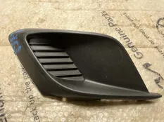 Заглушка бампера Mazda 3