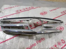 Решетка радиатора Mercedes Class