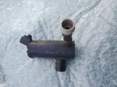 Моторчик стеклоочистителя Toyota Camry