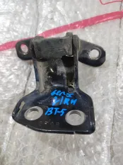 Петля двери Mazda BT-50