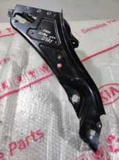 Кронштейн фары Mercedes E