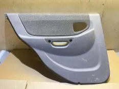 Обшивка двери Hyundai Accent
