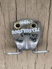 Петля двери нижняя Hyundai Accent