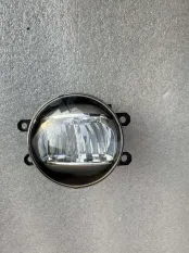 Противотуманная фара левая Toyota Camry xv70