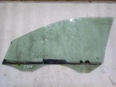 Стекло двери Volkswagen Jetta 6