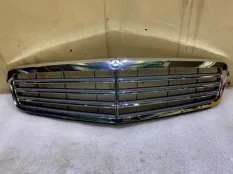 Решетка радиатора MERCEDES-BENZ A-Class