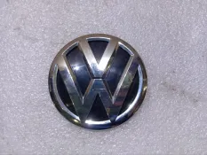 Эмблема крышки багажника Volkswagen Jetta 6