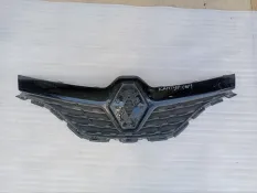 Решетка радиатора Renault Captur