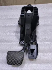 Педаль тормоза Skoda Octavia A7