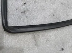 Уплотнитель двери Hyundai i40