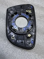 Зеркальный элемент левый Kia Ceed 2