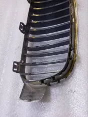 Решетка радиатора BMW 3