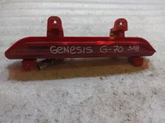 Фонарь в крышку багажника Genesis G70