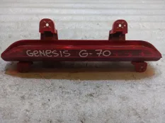 Фонарь в крышку багажника Genesis G70