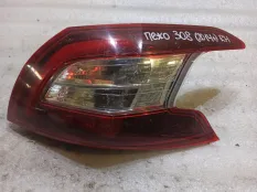 Фонарь Peugeot 308