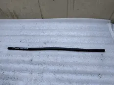 Уплотнительная резинка капота передняя Hyundai i40