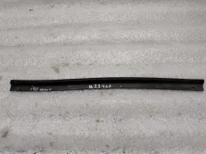 Уплотнительная резинка капота Hyundai i40