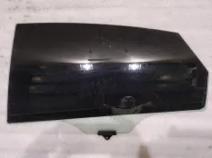 Стекло двери Hyundai i40