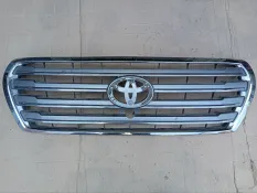 Решетка радиатора Toyota Land Cruiser 200