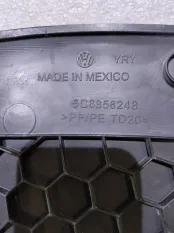 Накладка на торпедо Volkswagen Jetta 6