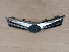 Решетка радиатора Toyota Corolla