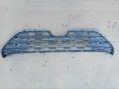 Решетка радиатора Toyota Rav 4