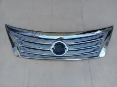 Решетка радиатора Nissan Teana